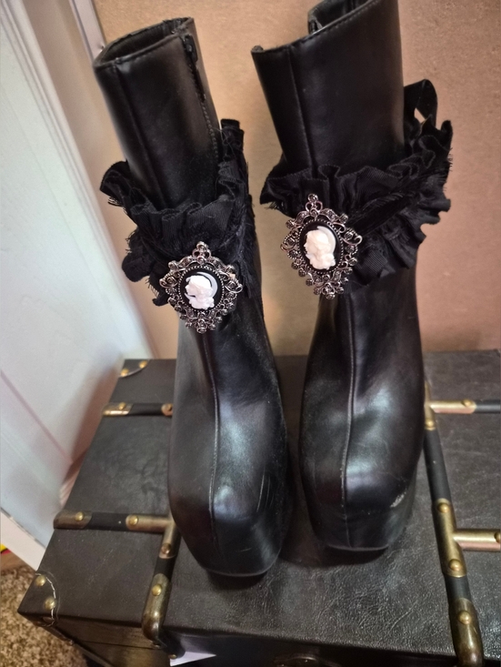 Dolls Kill Shoes - Widow Victorian Romance Platform Boots (8)